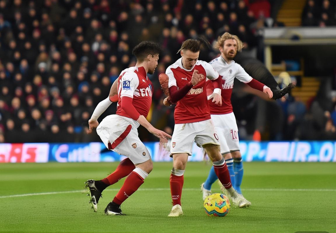 阿森纳vs切尔西英超冠军关键战：斯坦福桥伦敦德比或将决定冠军归属